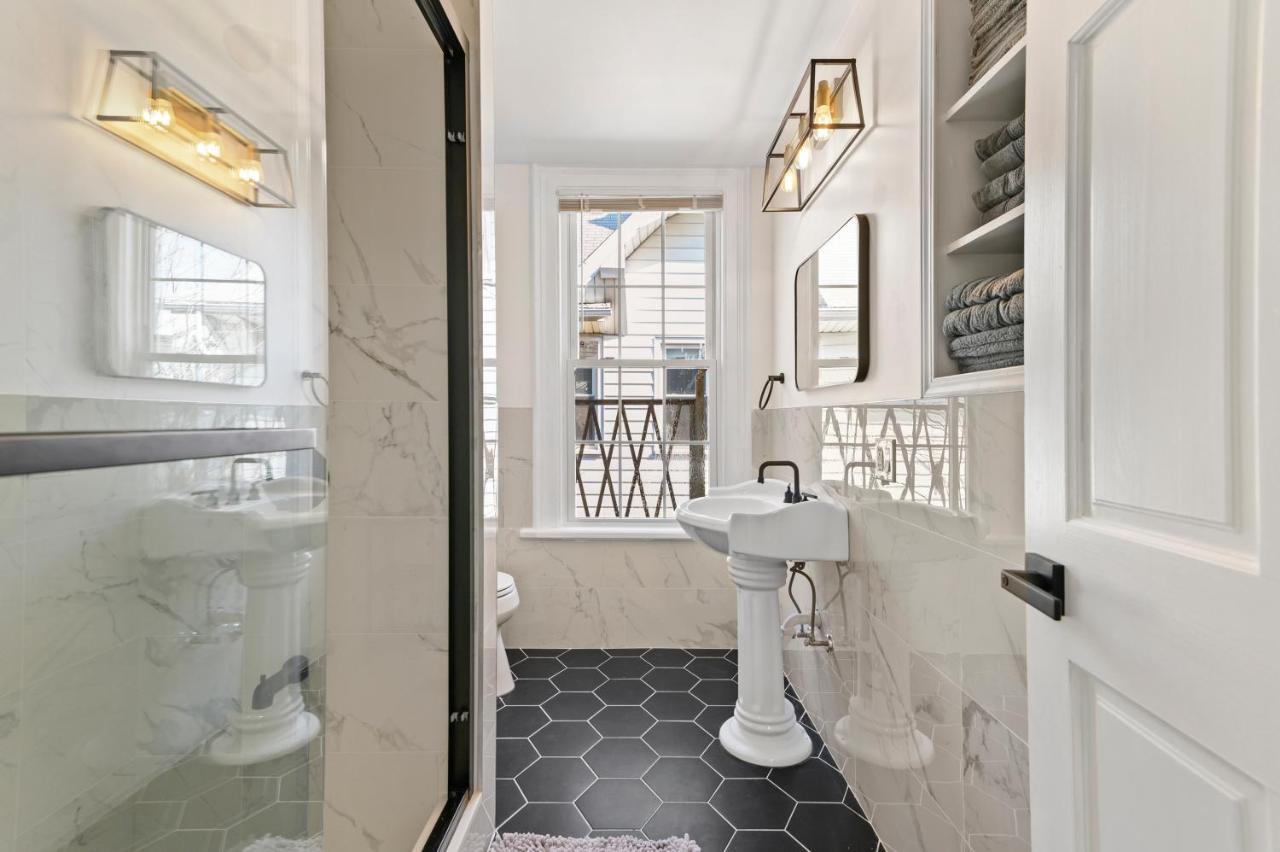 Orange Oasis In The Heart Of East Rock With Free Parking Near Dt And Yale Apartman New Haven Kültér fotó